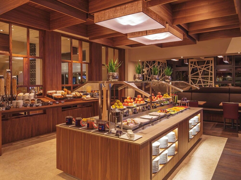 Фото Mövenpick Hotel Zürich Regensdorf