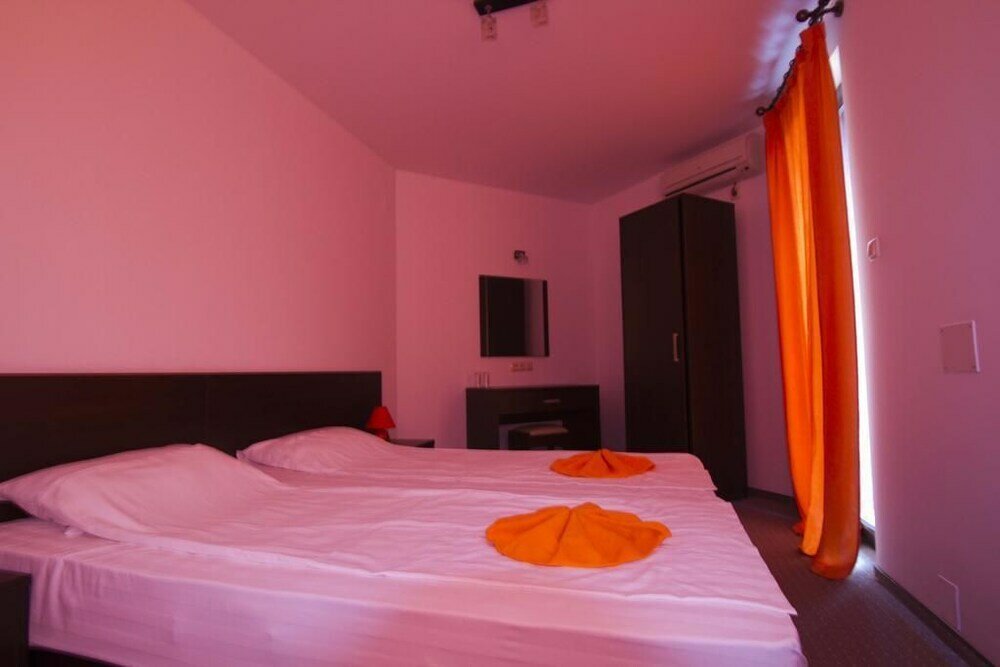 Фото Salena Plaza Hotel