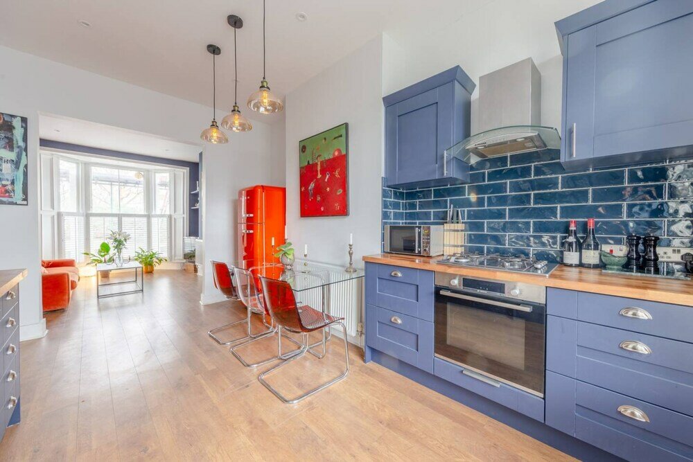Фото Beautiful Two-story Flat With Garden in Islington