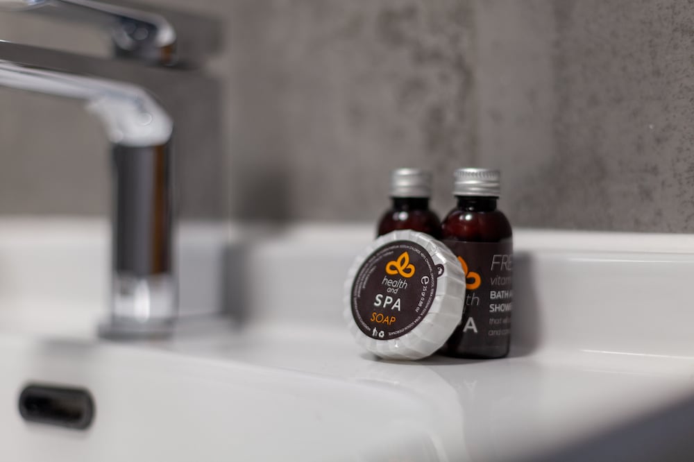 Фото The Ealing Collection