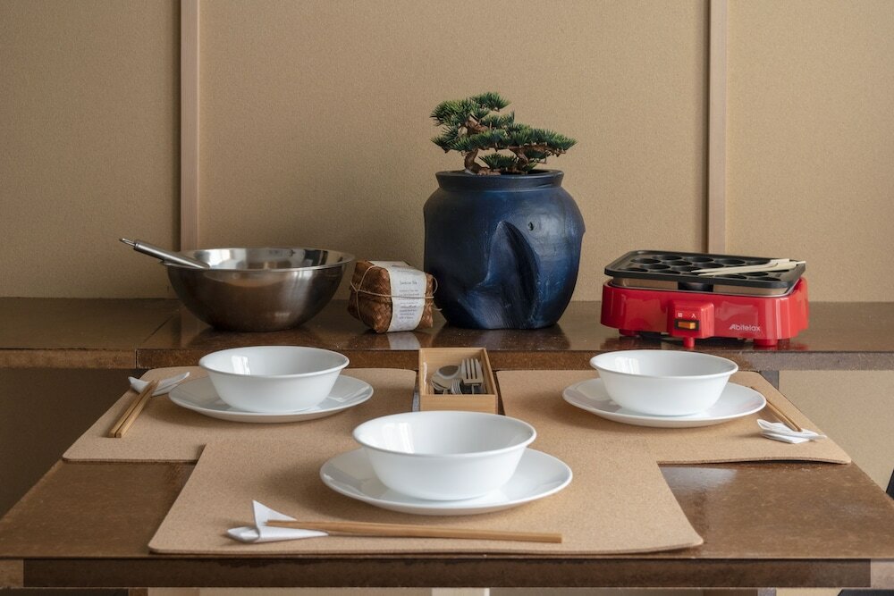 Фото Earthmans Osaka-Jo