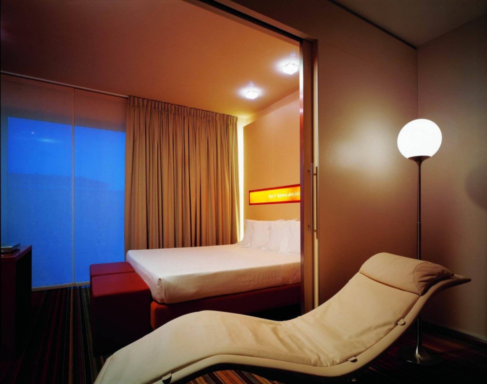 Фото Una Hotels Bologna Centro