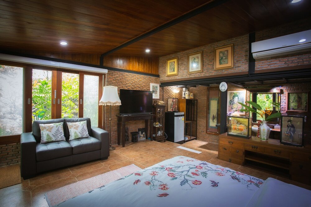 Фото Cattani's Riverside Home