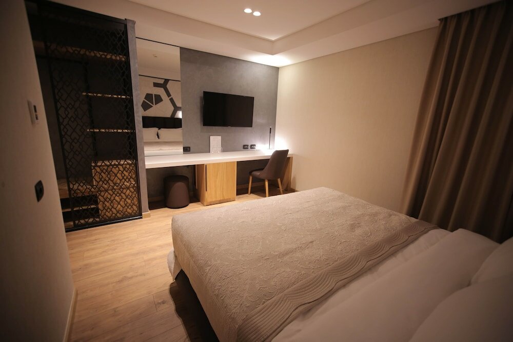 Фото Richmond Hotel