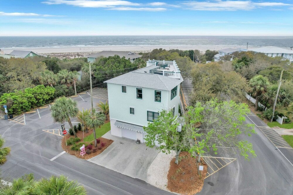Фото Tybee Skies