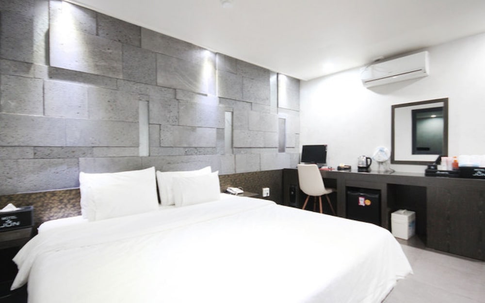 Фото Hotel June Haeundae