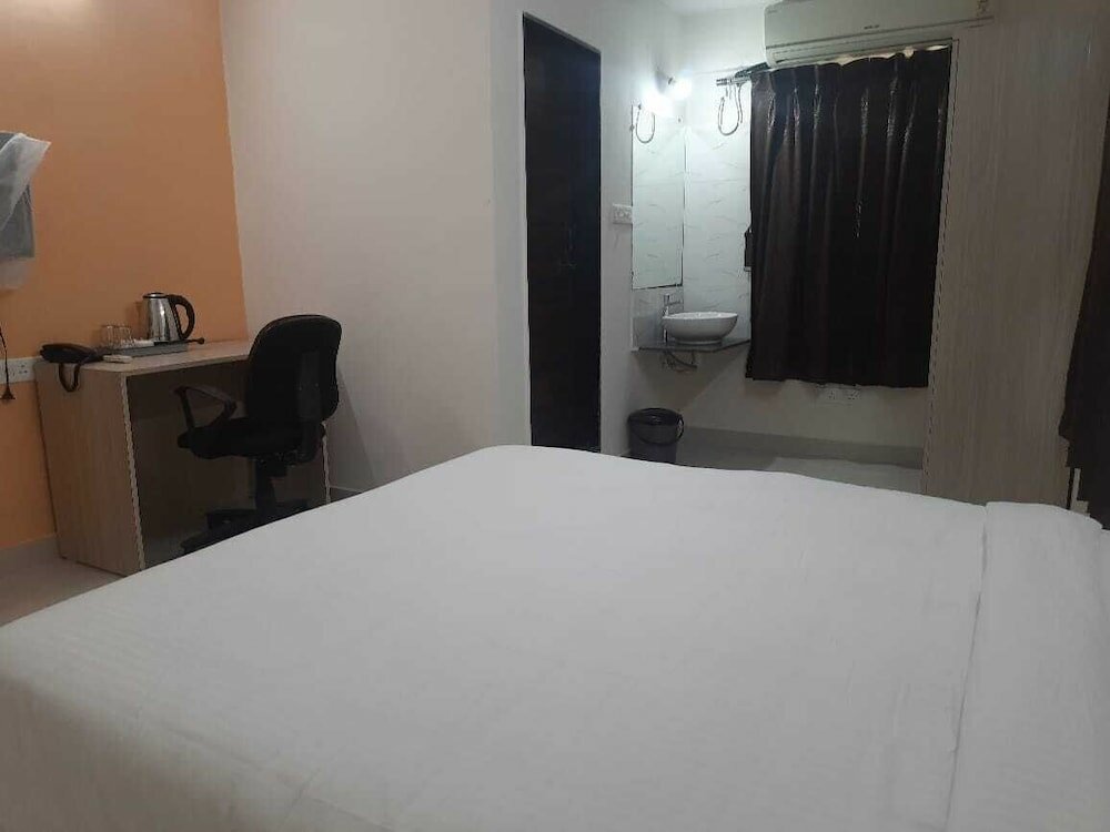 Фото Opal Suite Rooms