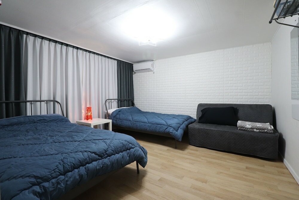 Фото Liz's House - Hostel