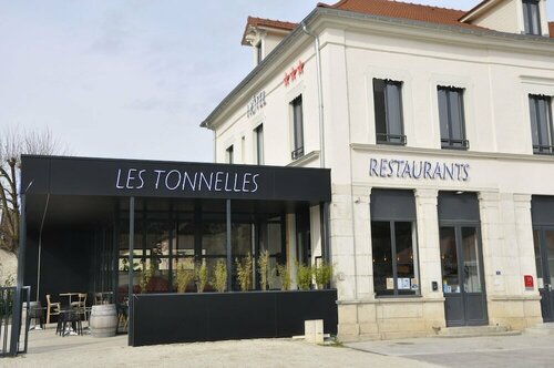 Гостиница Les Tonnelles