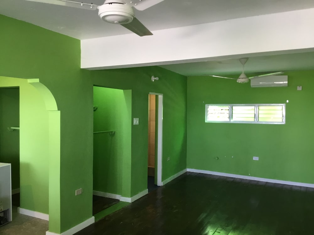 Фото Stoner's Beach Resort