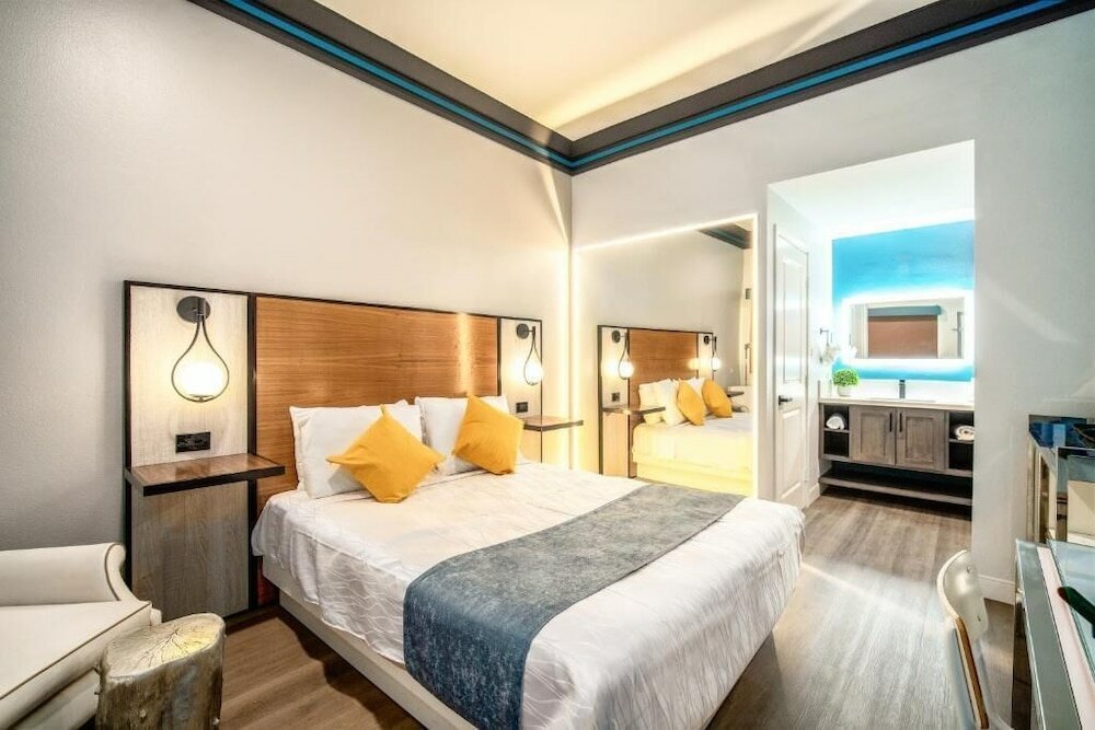 Фото Aspire Inn Studios & Spas