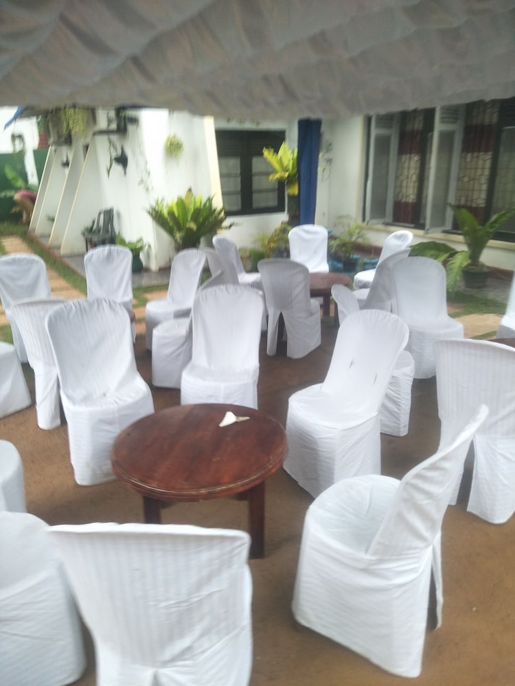 Фото Barthiya Tourist Guest