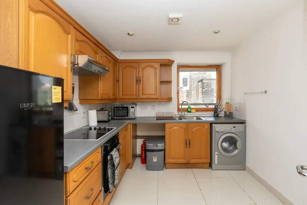 Фото Top Floor 1bd Flat With Balcony - Isle of Dogs