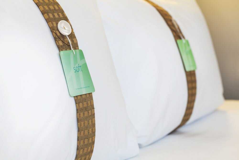 Фото Holiday Inn Cardiff City Centre