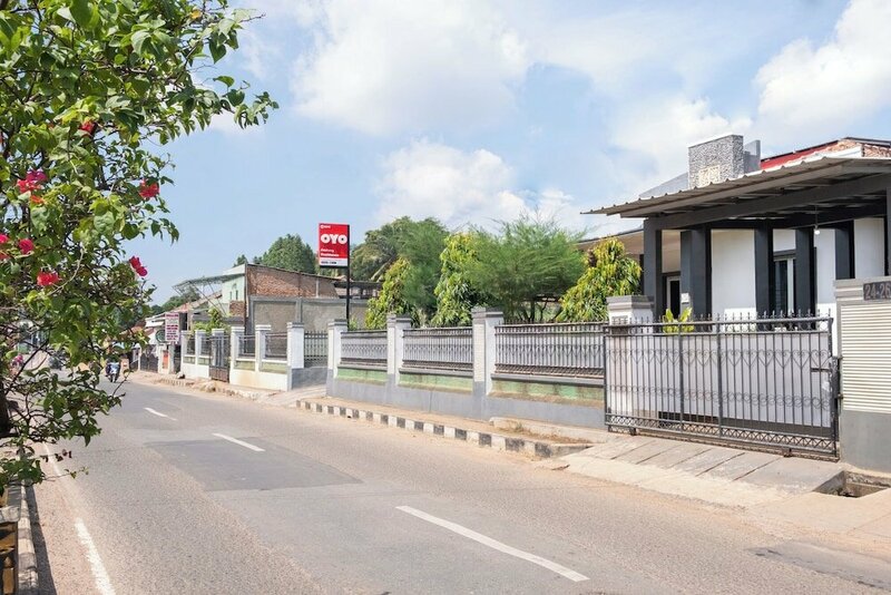 Гостиница Oyo 2919 Andung Residence