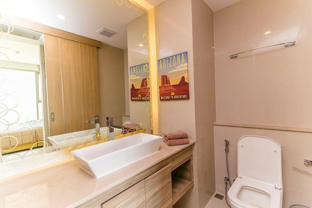 Фото The Riviera Jomtien with View