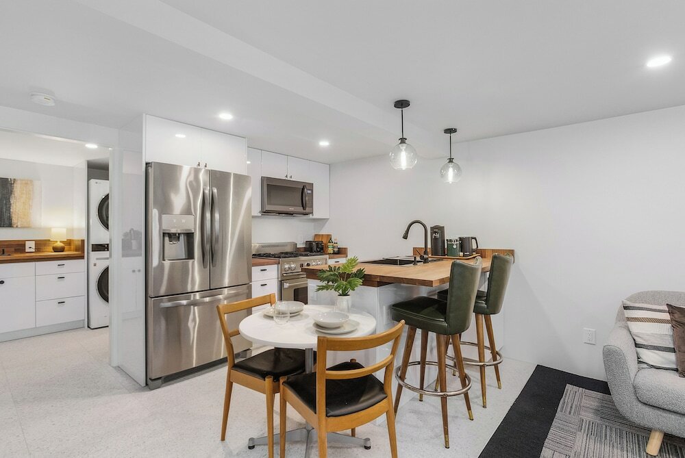 Фото Sunnyside Studio on Green Lake