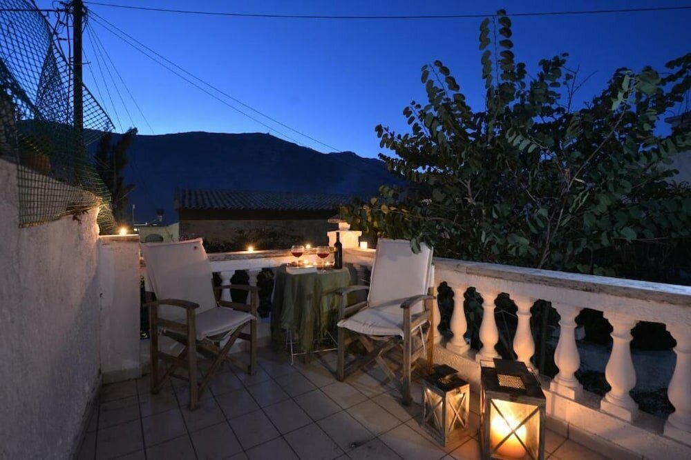 Фото Troullos Traditional Houses