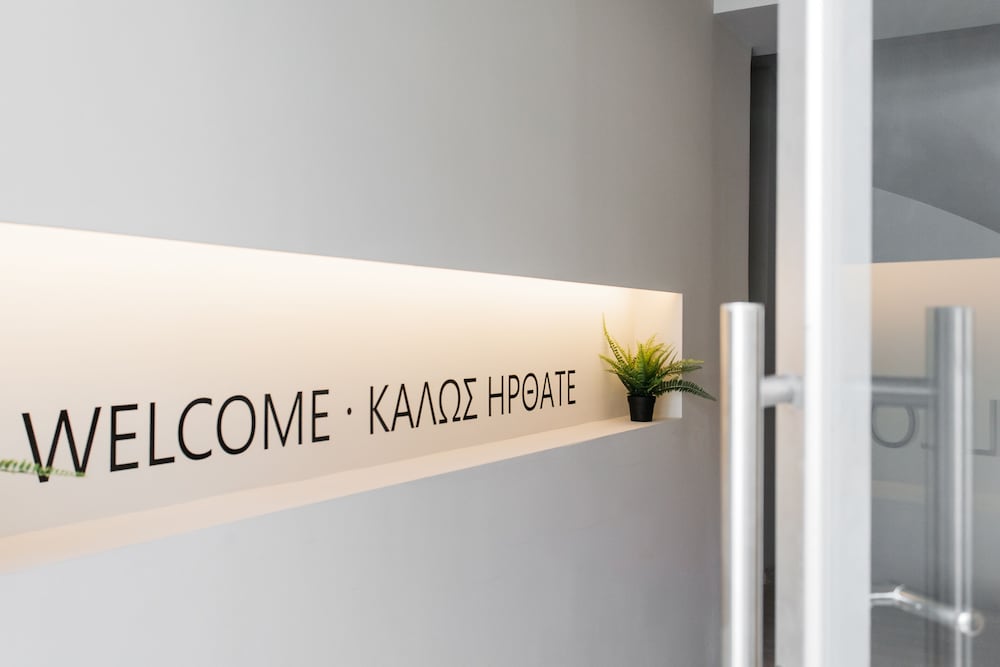 Фото Wyz Athens Apartments by Upstreet