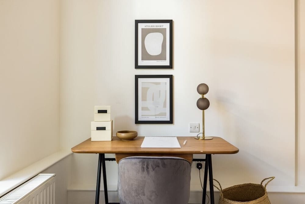 Фото The Clapham - Captivating 2bdr With Garden & Parking