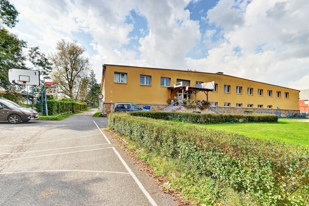 Фото Sporthotel Bk Pod Lipou