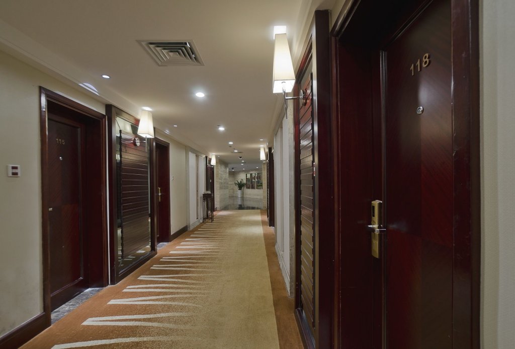 Фото Jiangsu Cuipingshan Hotel