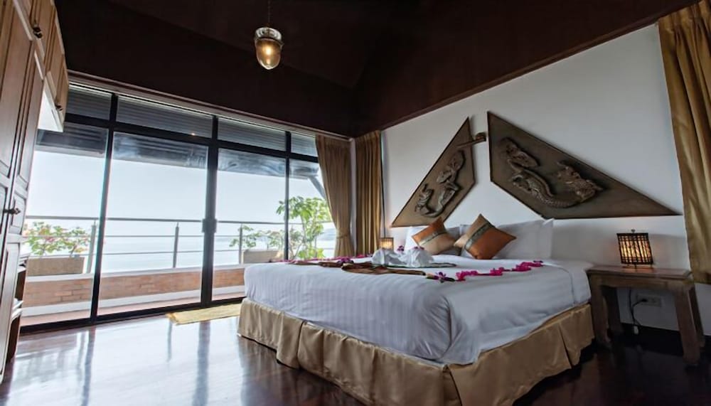 Фото Kamala Beach Estate by Resava Group