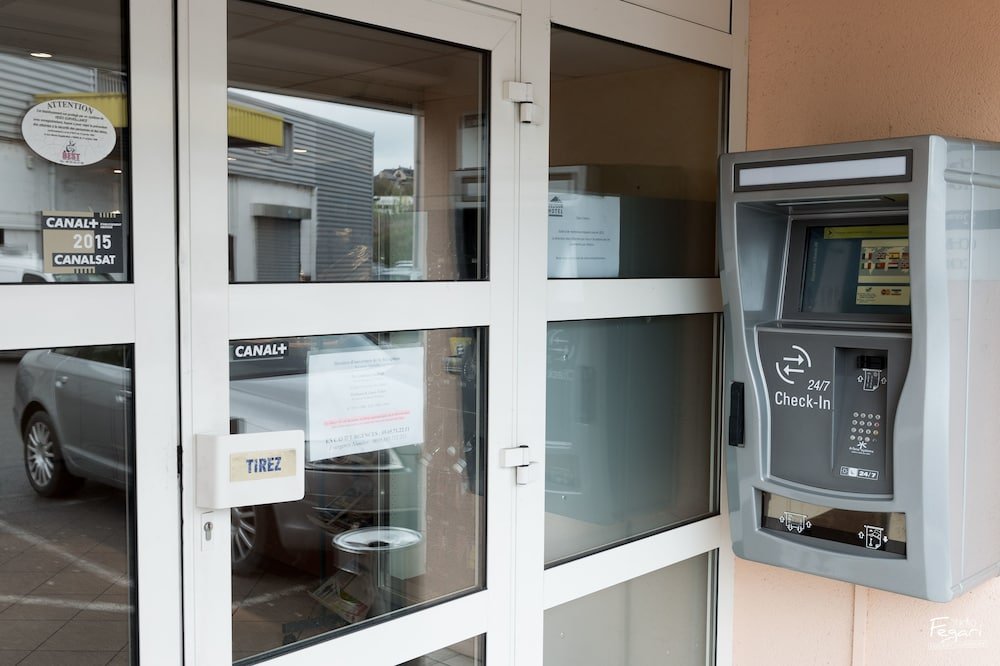 Фото Hotel First Rodez