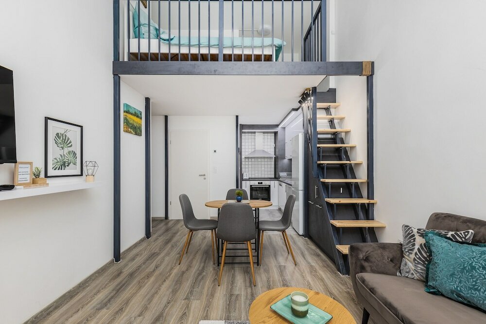 Фото Venus Apartments - Westside Residence