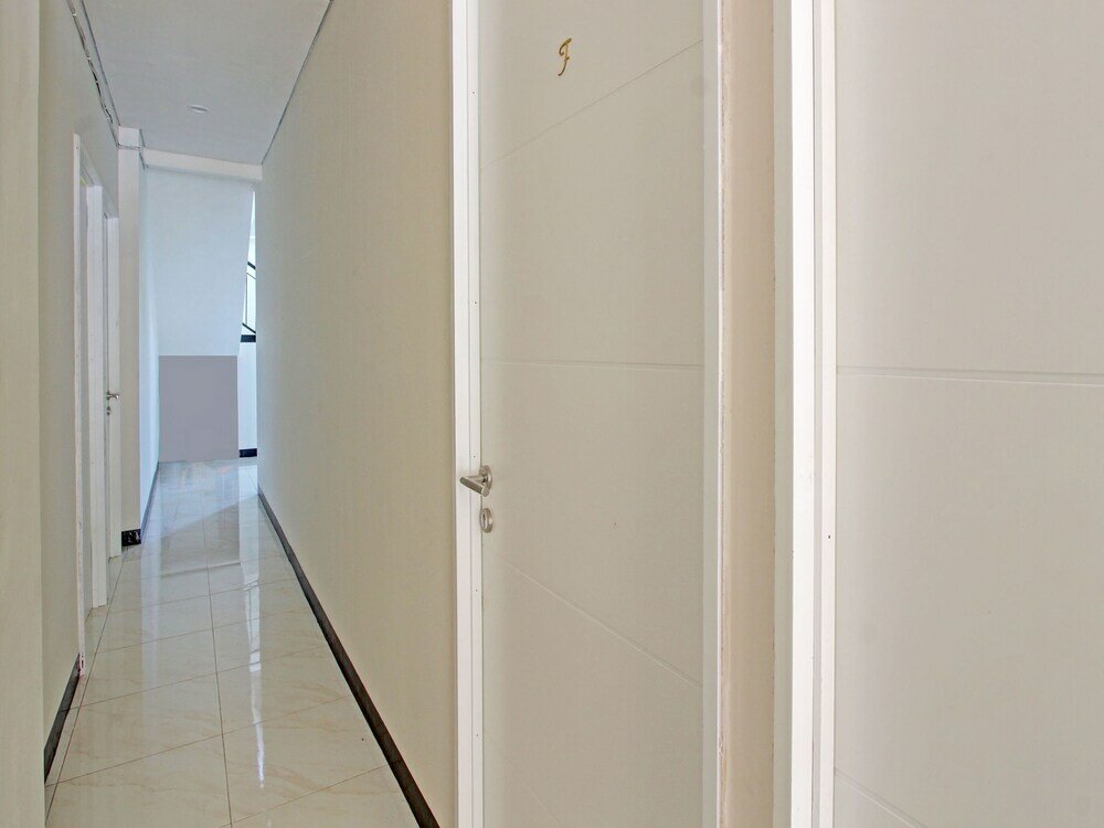 Фото Collection O 92972 Gaharu Hotel