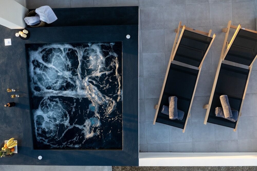 Фото Almira Luxury Suites