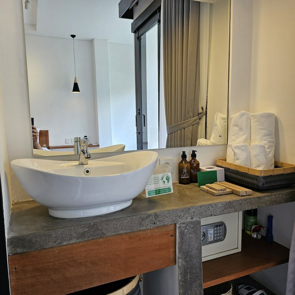 Фото Chandi Hotel