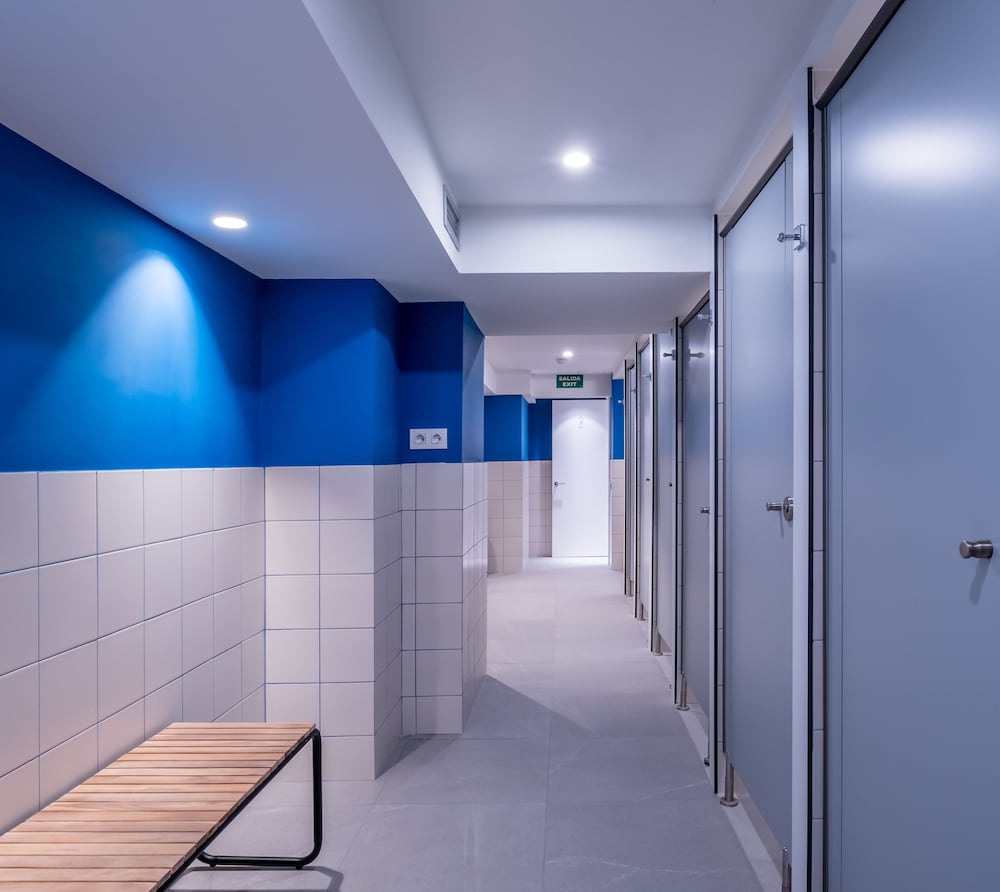 Фото Latroupe Poblenou Beach