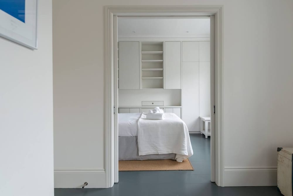 Фото Fantastic 4 Bed House in Iconic Camden