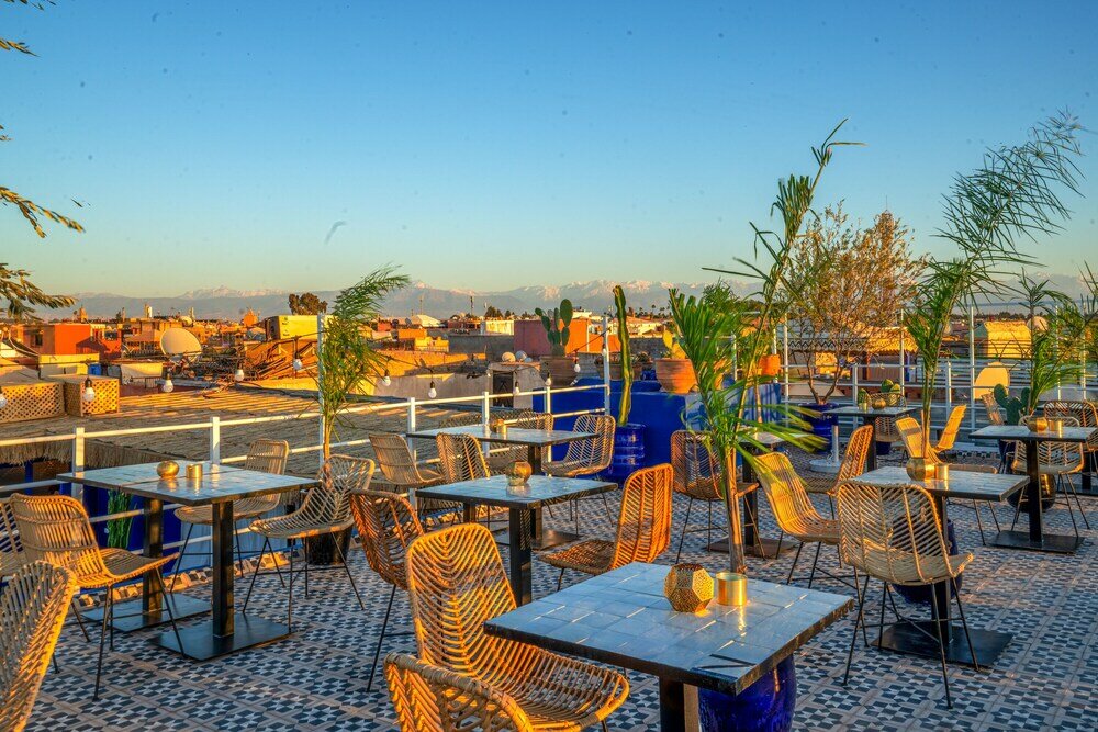 Фото Zwen Zwen Boutique Hotel Rooftop & SPA