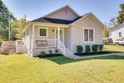 Гостиница Charming Raleigh Home - Walk to Downtown! в Роли