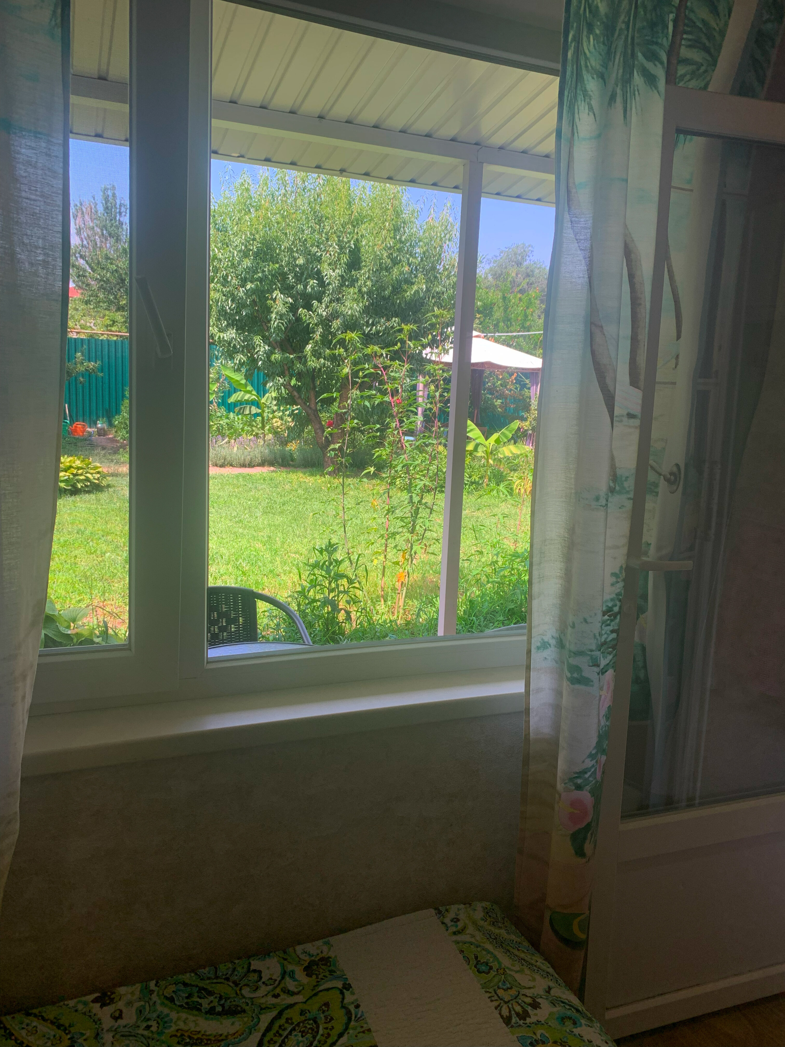 Фото Домики в саду