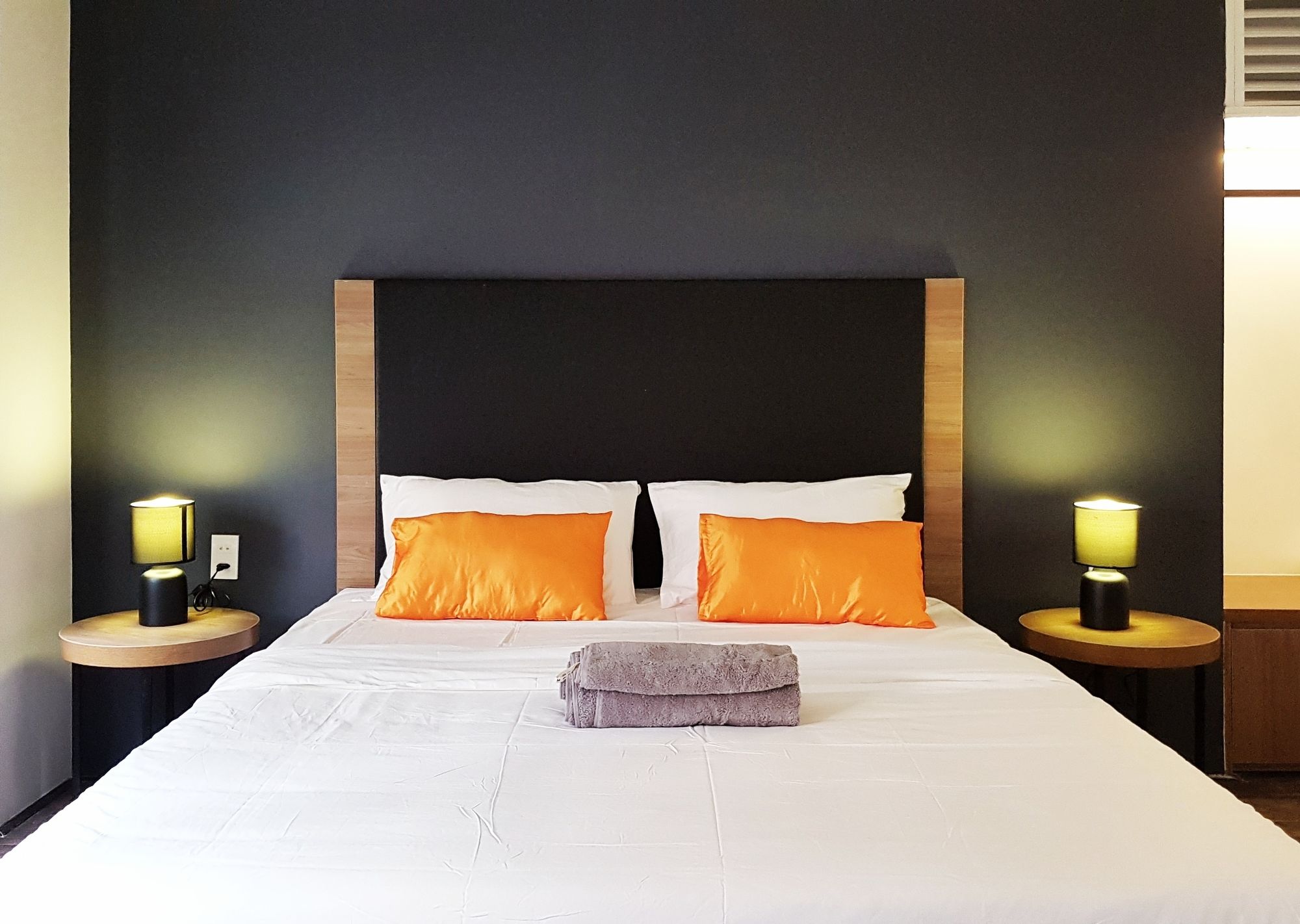 Фото The Junction Hotel Hai Ba Trung