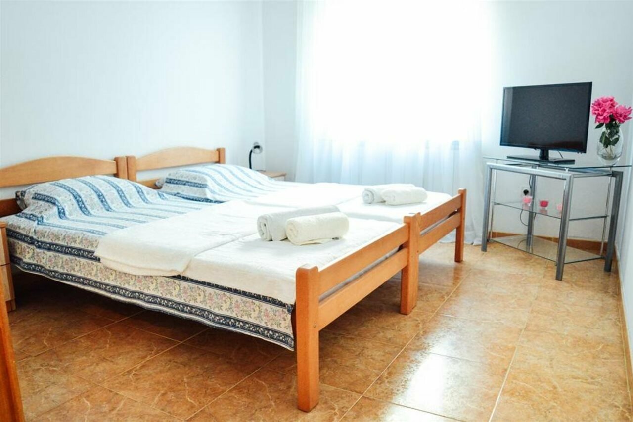 Фото Waterfront Apartment Petrovina