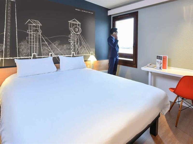 Фото Ibis Charleroi Airport Brussels South