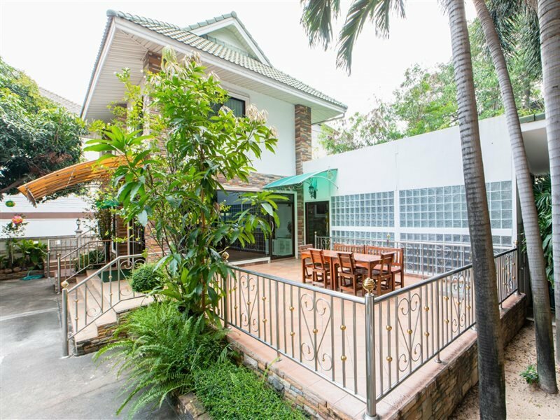 Фото Selina Place Pattaya