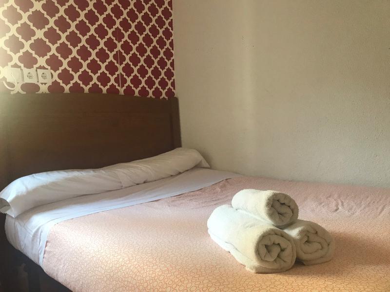 Фото Hostal Los Perales