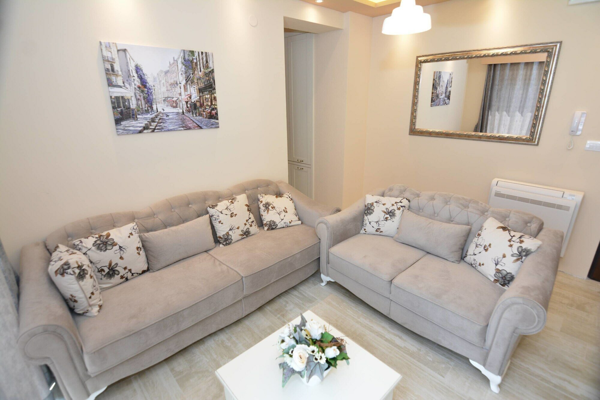 Фото Apartments Dobrotski Dvori