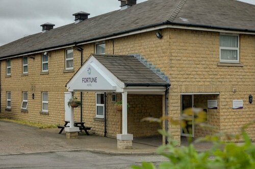 Гостиница Premier Inn Huddersfield West в Хаддерсфилде