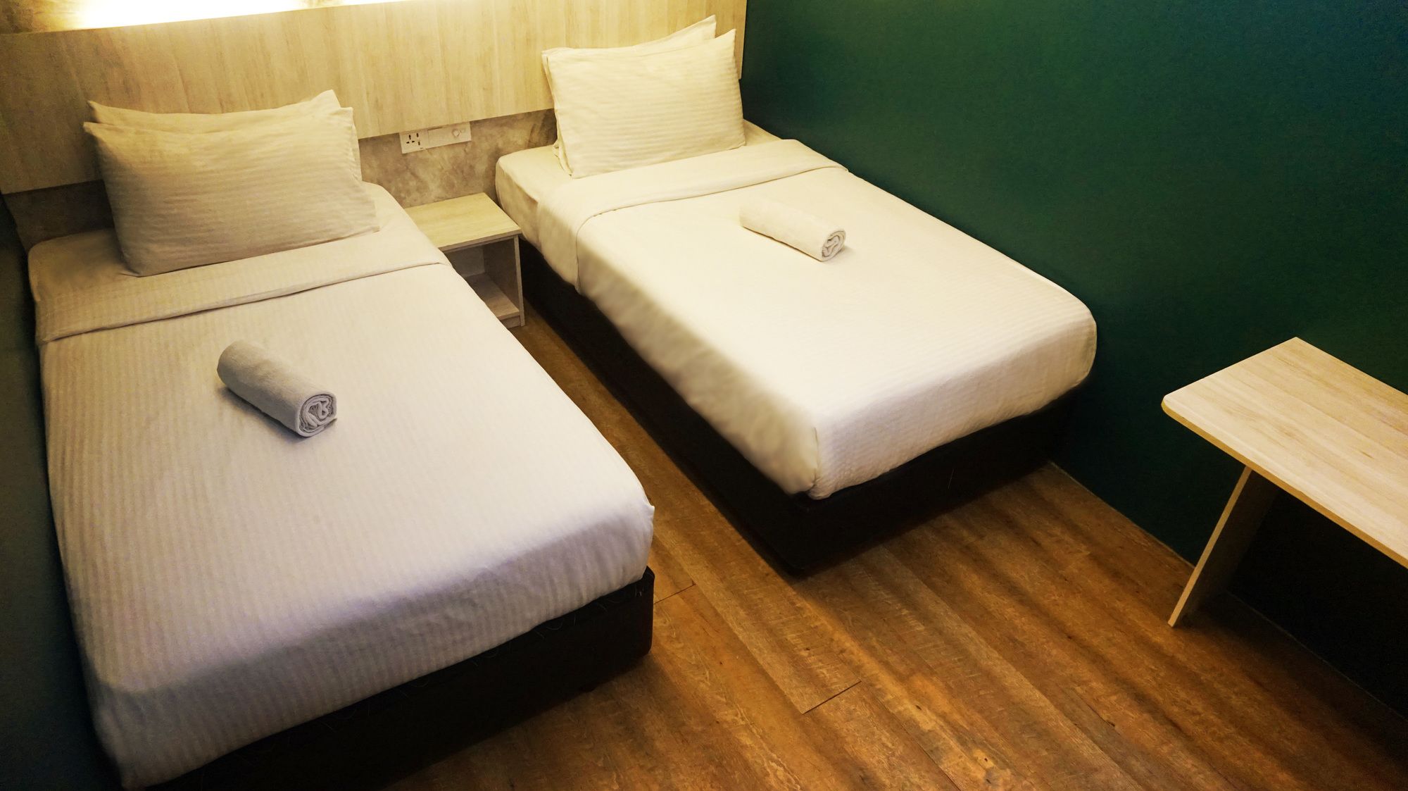 Фото Smile Hotel Danau Kota