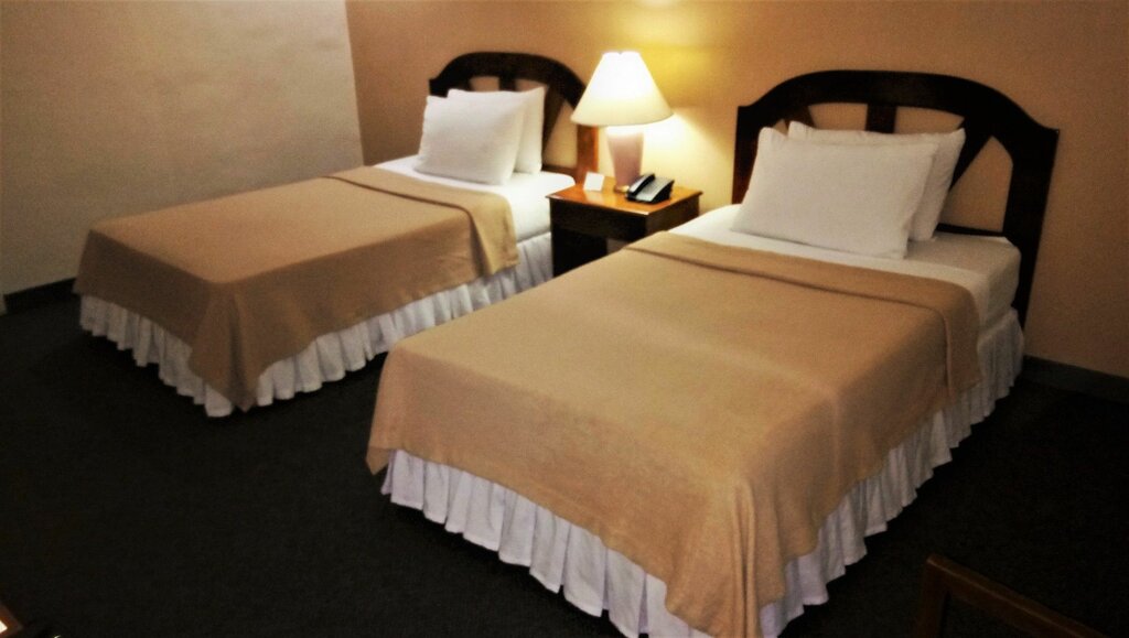 Hotel Adriatico Arms Hotel, Manila, photo