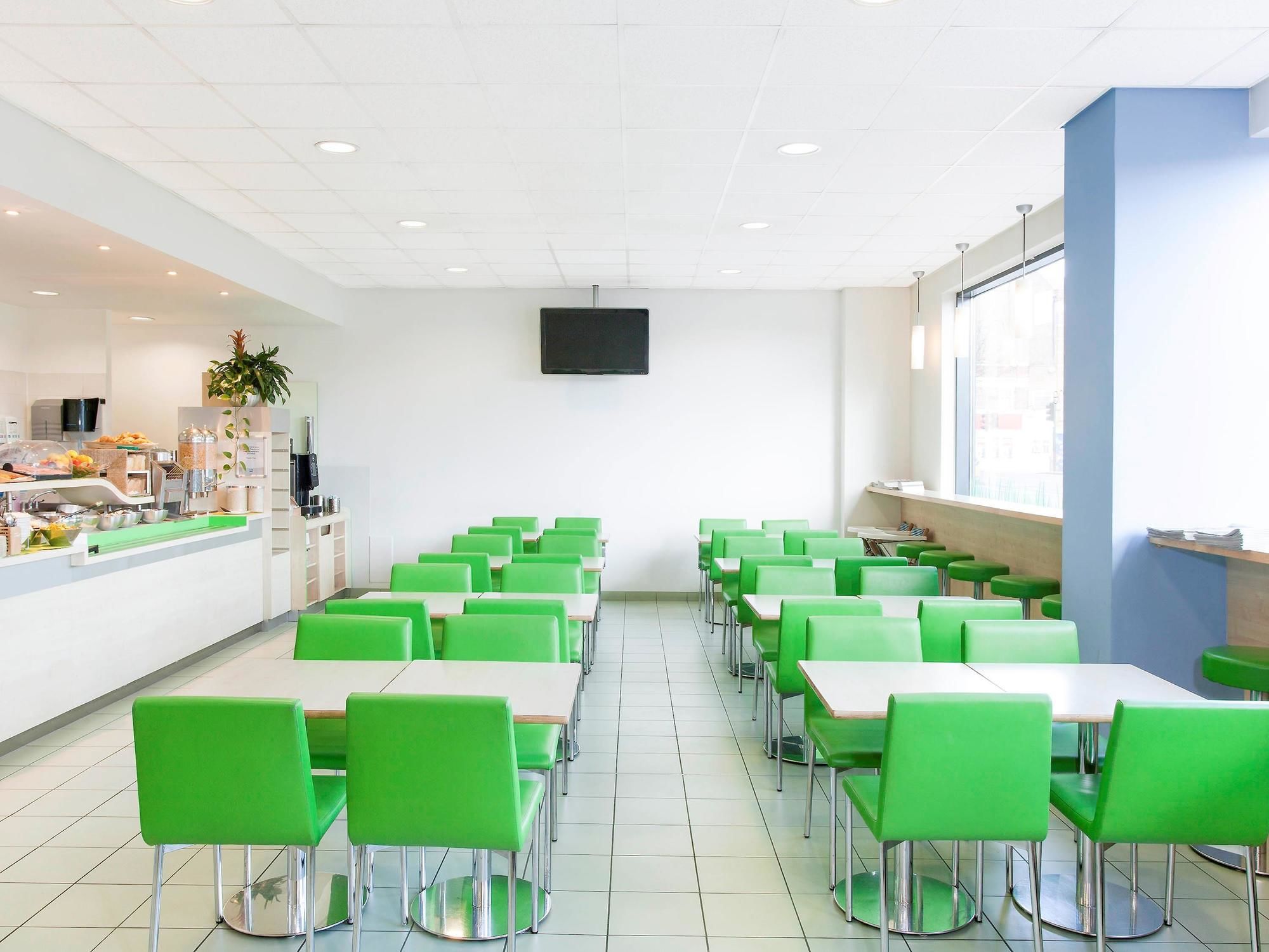 Фото Ibis budget London Hounslow