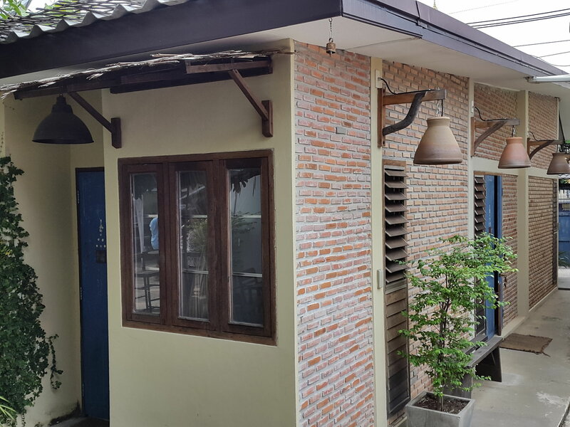 Гостиница Baan Rare Guesthouse в Удонтхани