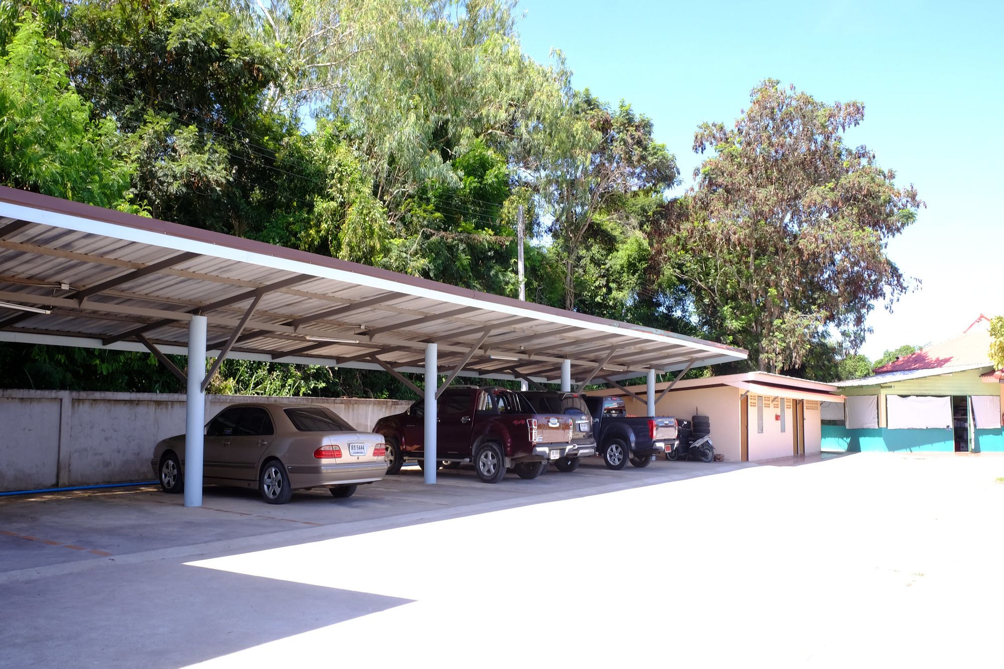 Фото Khwanruen Fishing Resort