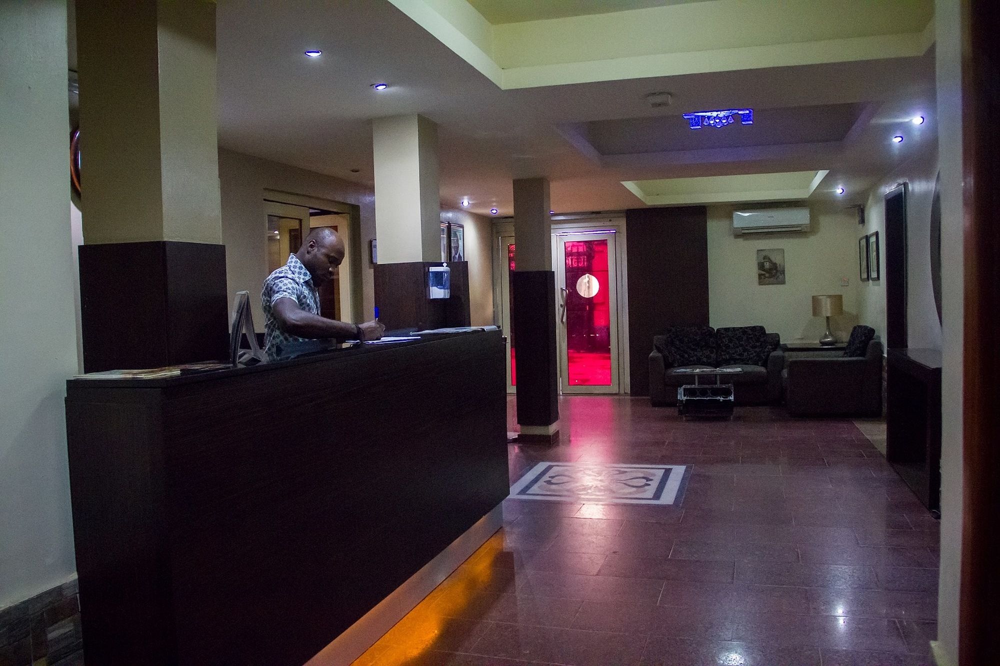 Фото Silver Grandeur Hotel